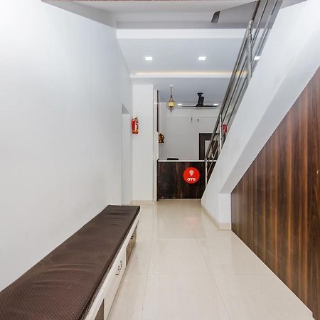Oyo 13660 Cliff Hanger Mumbai Exterior foto